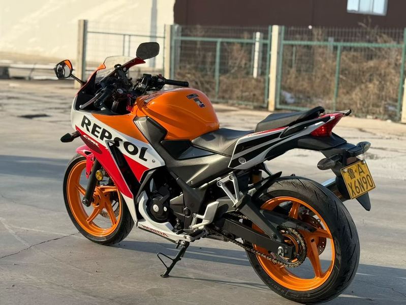 二手本田CBR300R