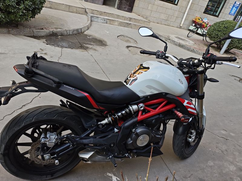 二手贝纳利蓝宝龙 BN302S