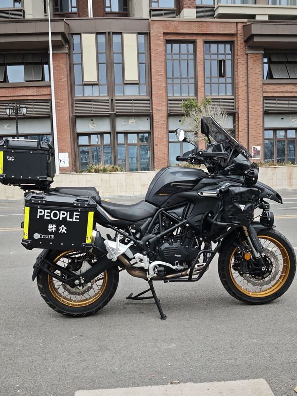 二手贝纳利TRK552