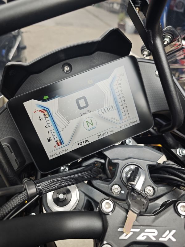 二手贝纳利TRK552