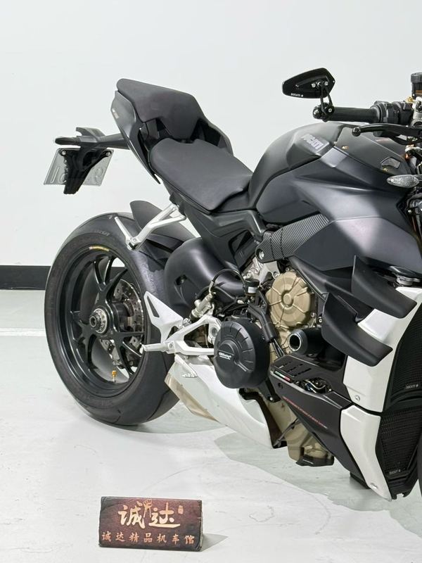 二手杜卡迪Street Fighter V4