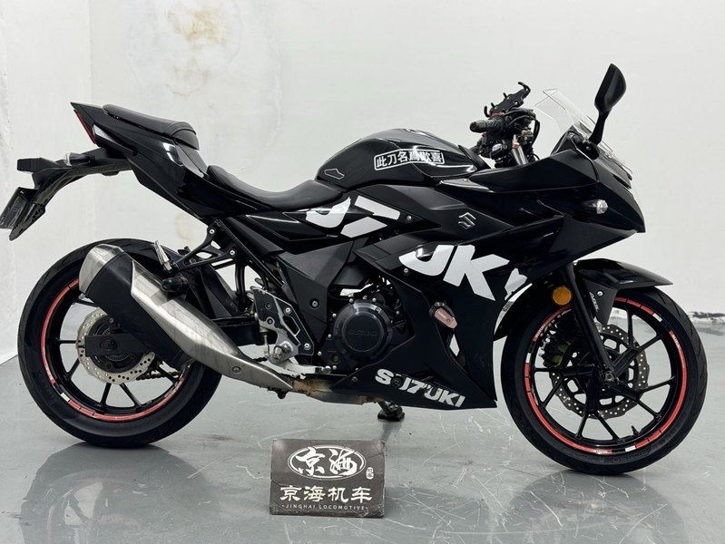 二手豪爵铃木GSX250R