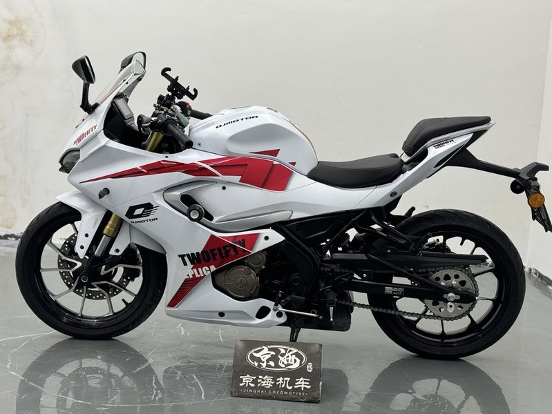 二手QJMOTOR赛250