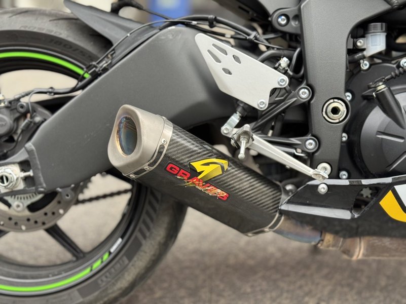 二手川崎Ninja ZX-6R 