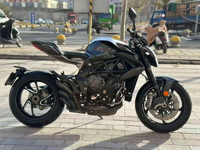 二手奥古斯塔Brutale 800