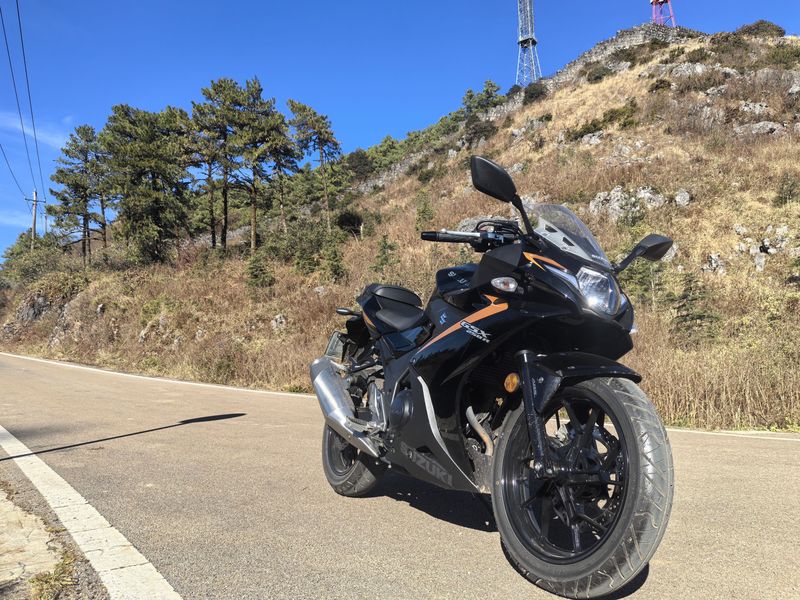 二手豪爵铃木GSX250R