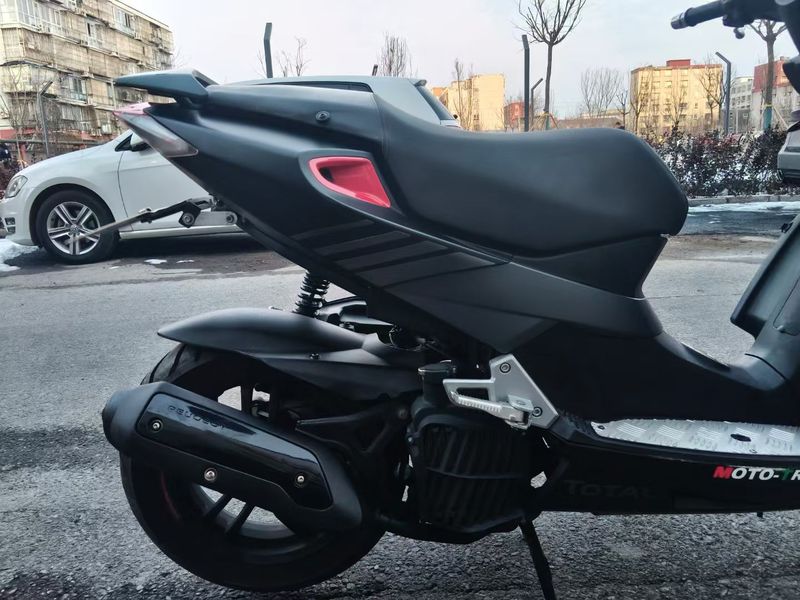 二手标致SPEEDFIGHT 4+