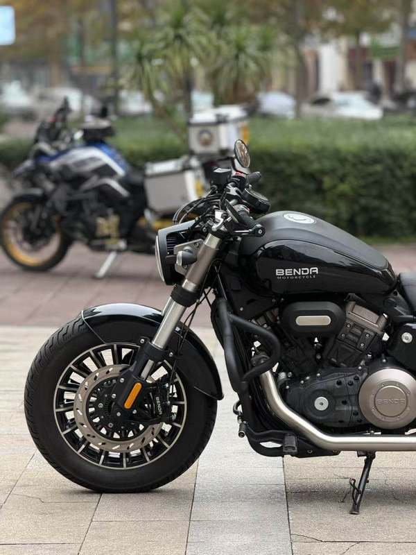 二手奔达Rock300 灰石