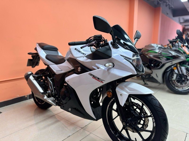 二手豪爵铃木GSX250R