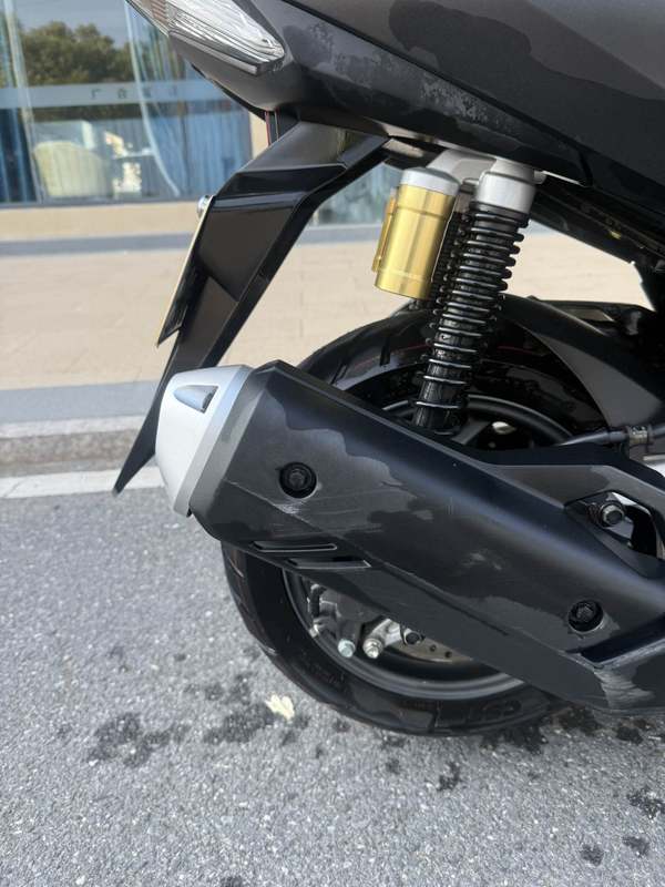 二手五羊本田PCX