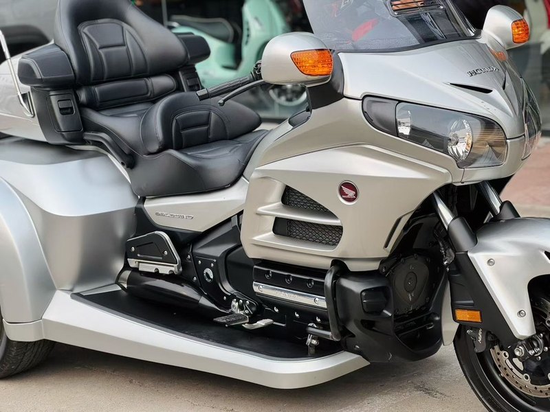 二手本田金翼正三轮