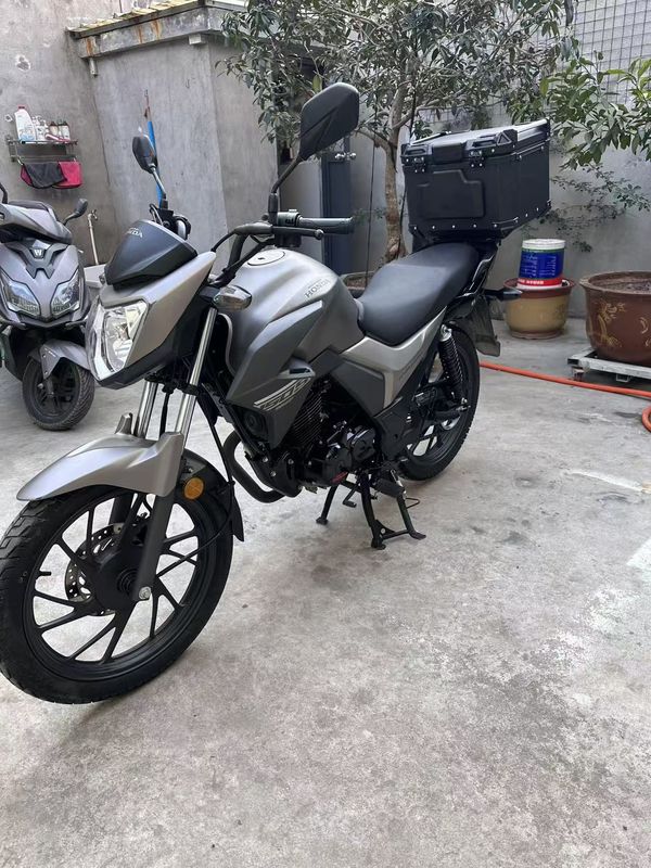 二手五羊本田帅影150