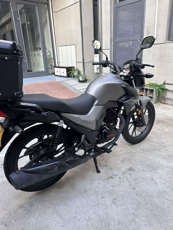 二手五羊本田帅影150