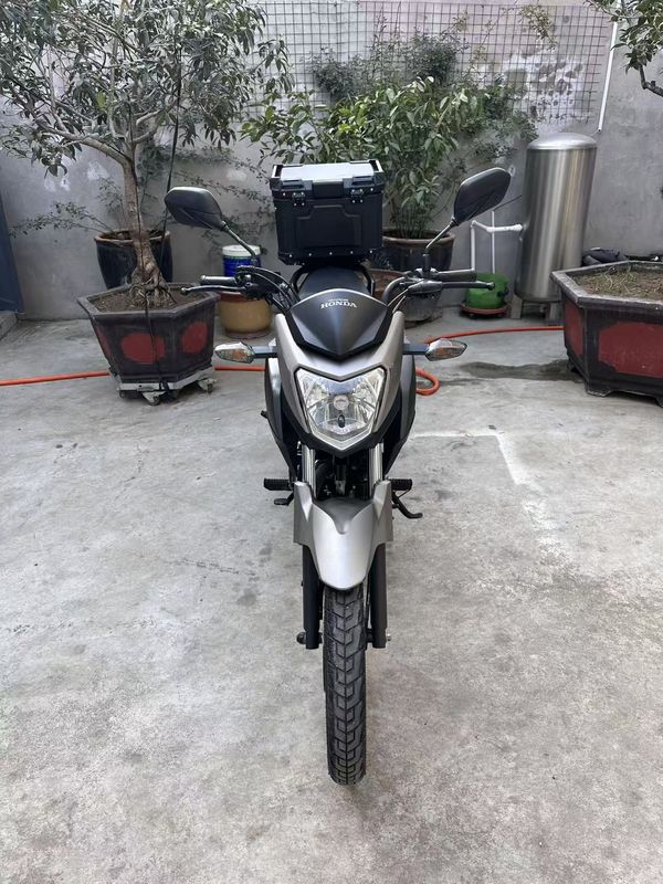 二手五羊本田帅影150