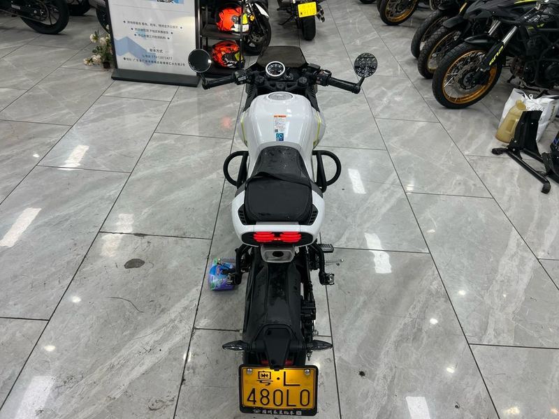 二手春风XO狒狒