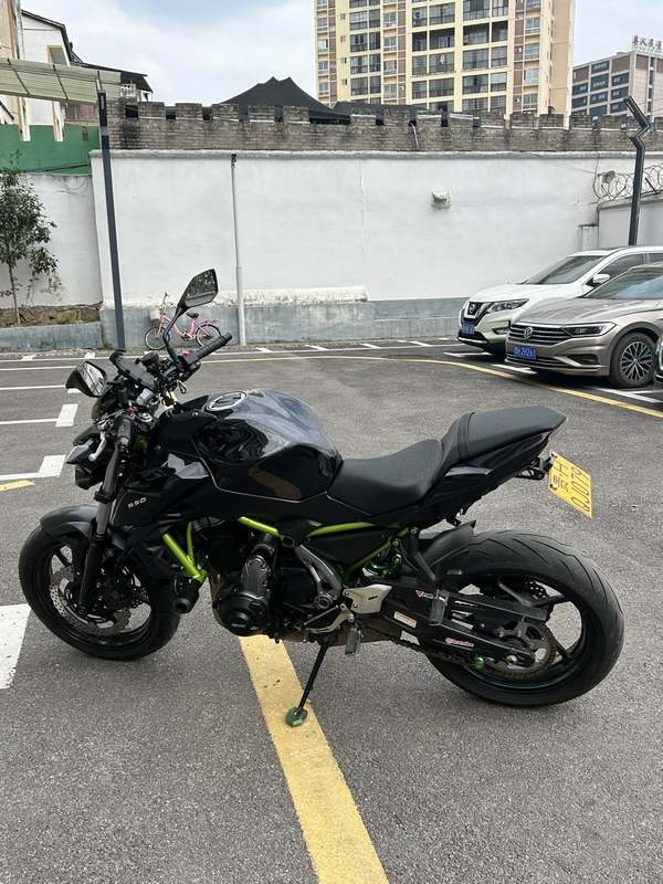 二手川崎Z650