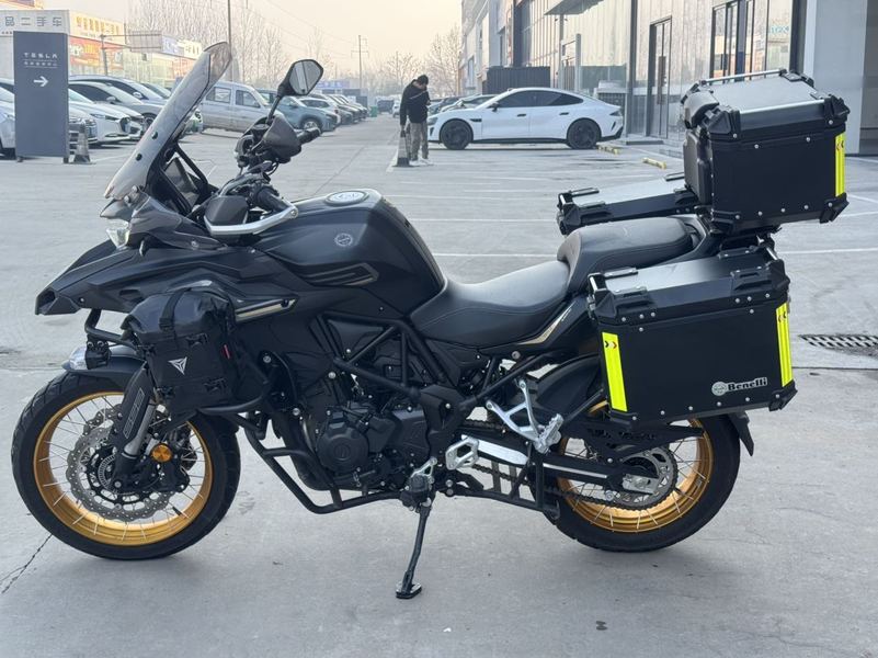 二手贝纳利TRK552