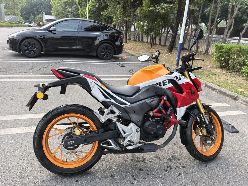 二手五羊本田CB190R 暴锋眼