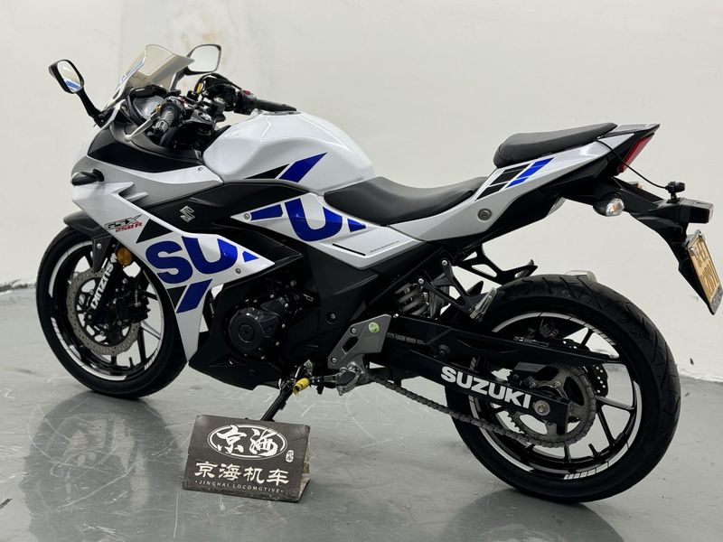 二手豪爵铃木GSX250R