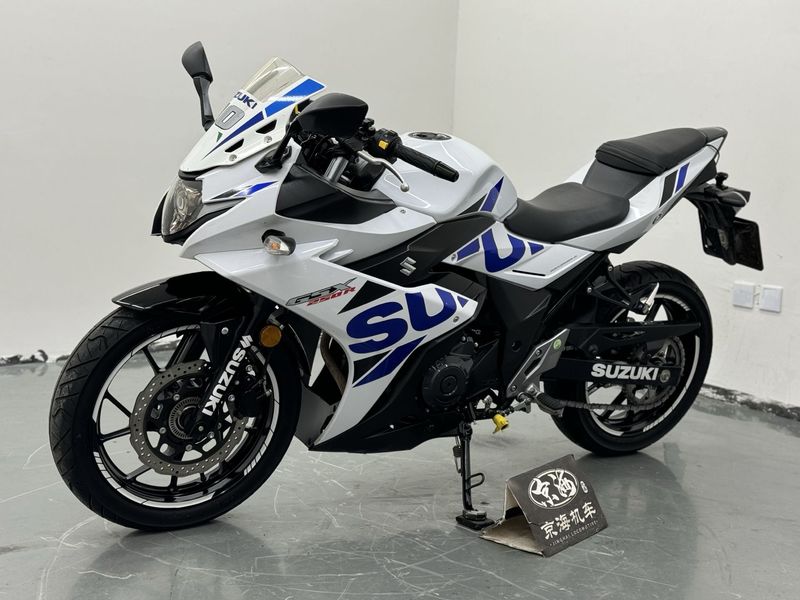 二手豪爵铃木GSX250R
