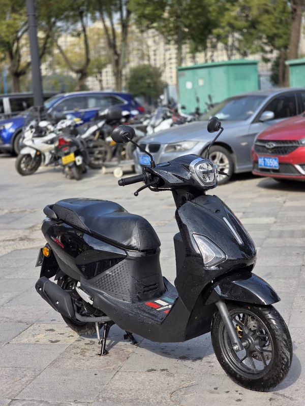 二手五羊本田NWM125