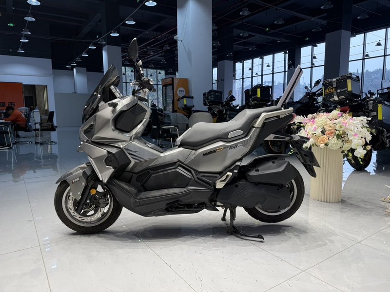 二手三阳哈士奇 Husky ADV150