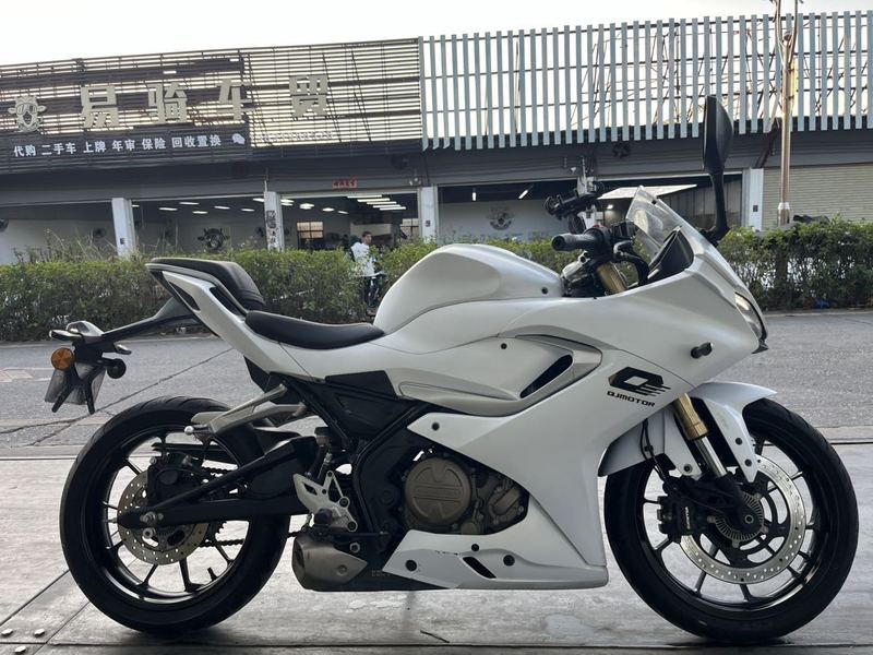 二手QJMOTOR赛250