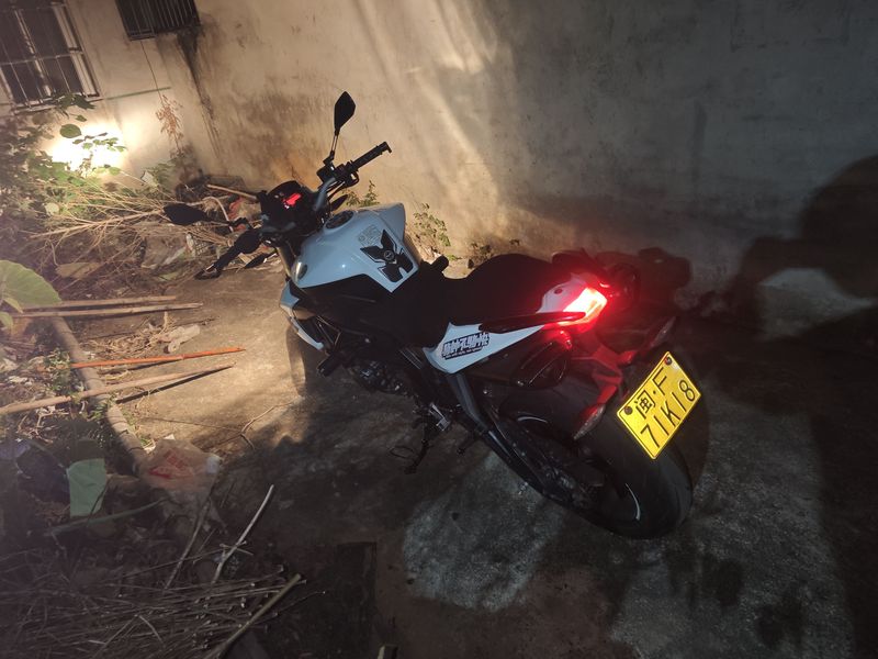 二手贝纳利TNT600i