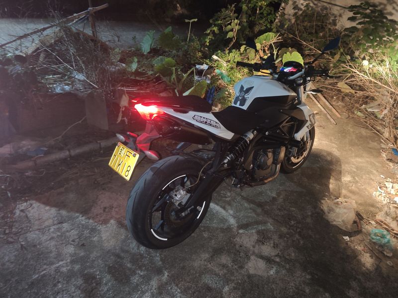 二手贝纳利TNT600i