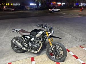 二手凯旋Scrambler 400 X