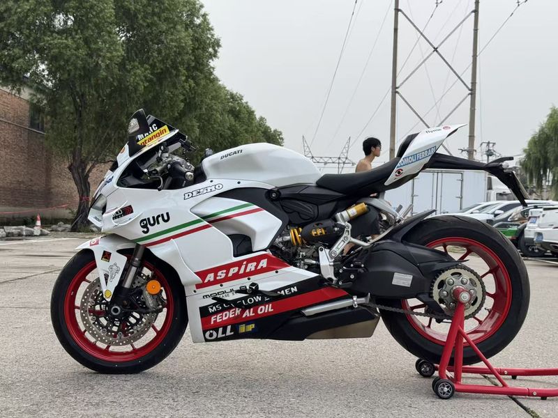 二手杜卡迪Panigale V2