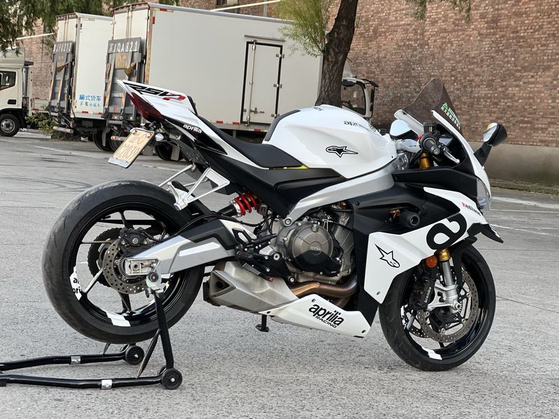 二手阿普利亚RS 660 