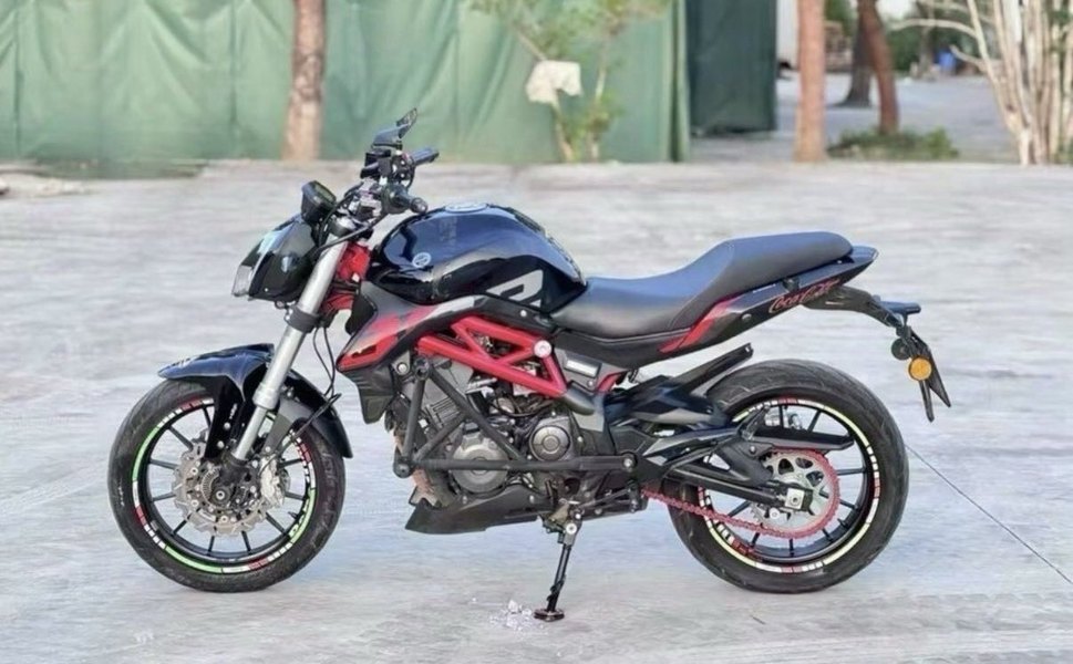 二手贝纳利蓝宝龙 BN302S