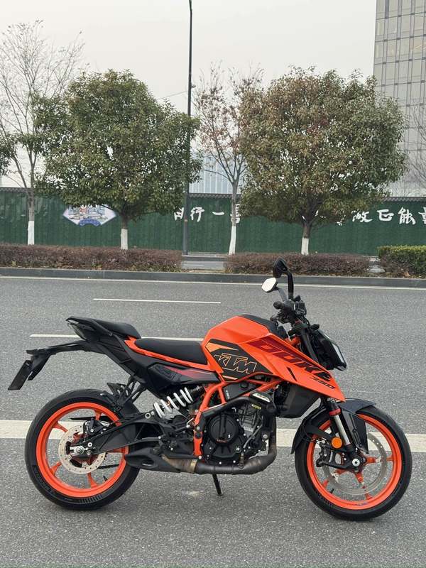 二手KTMR2R390 Duke