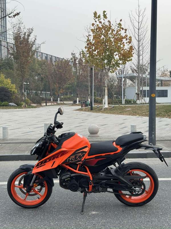 二手KTMR2R390 Duke