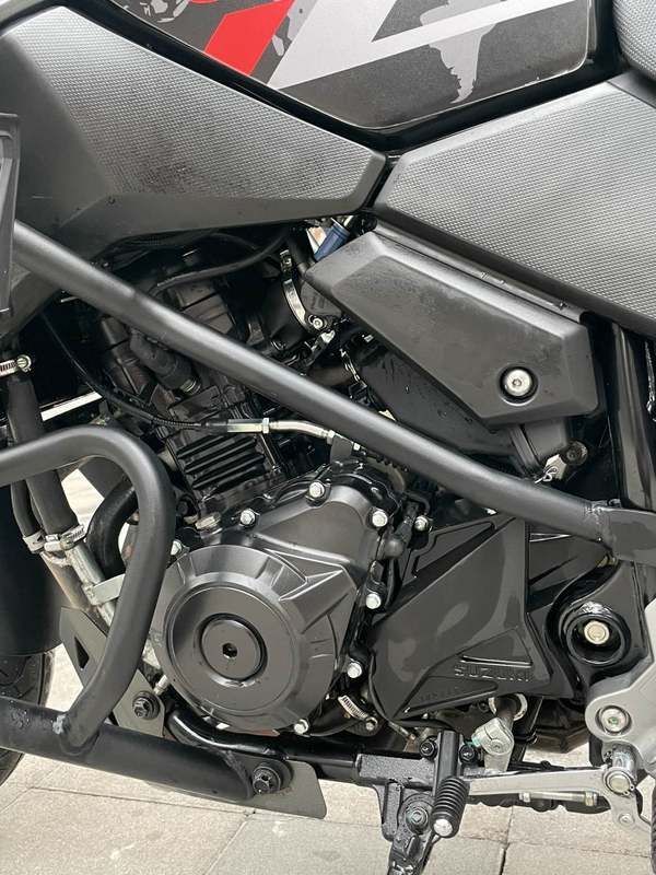 二手豪爵铃木DL250