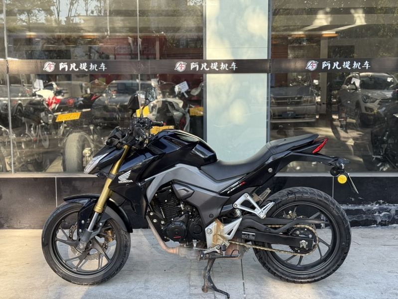 二手五羊本田CB190R 暴锋眼