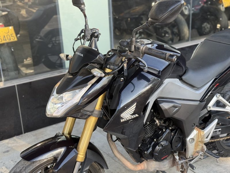 二手五羊本田CB190R 暴锋眼