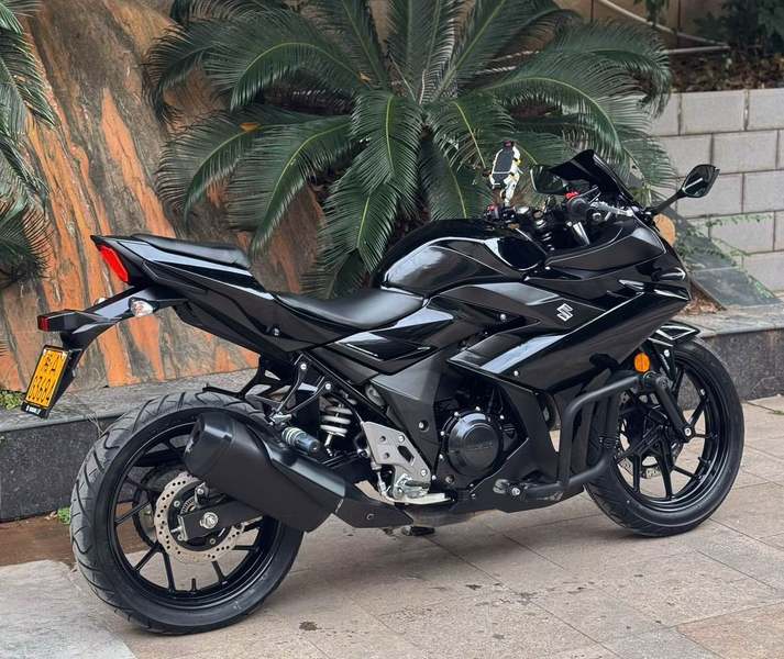 二手豪爵铃木GSX250R