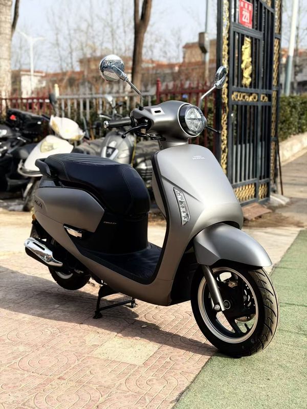 二手新大洲本田NS125LA