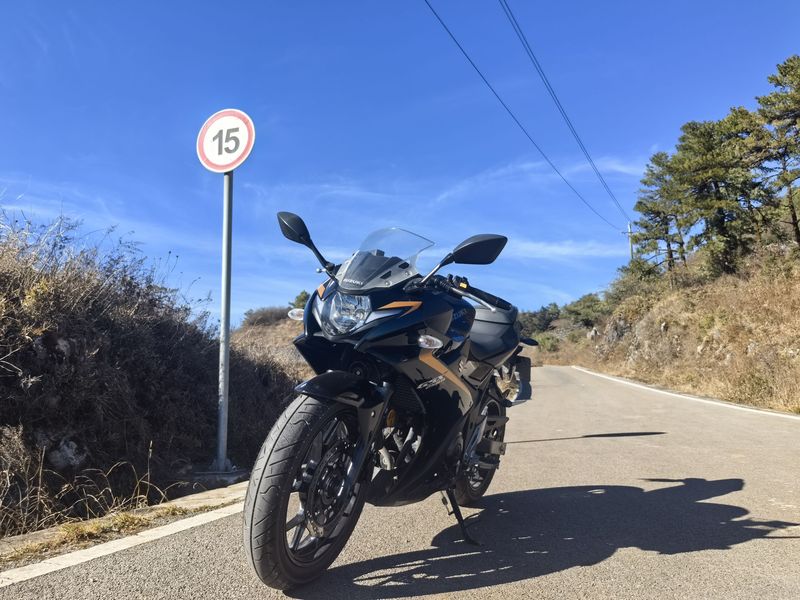 二手豪爵铃木GSX250R