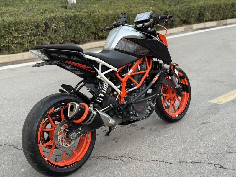 二手KTMR2R390 Duke