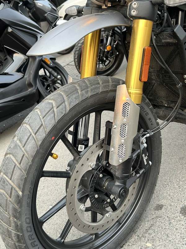 二手凯旋Scrambler 400 X