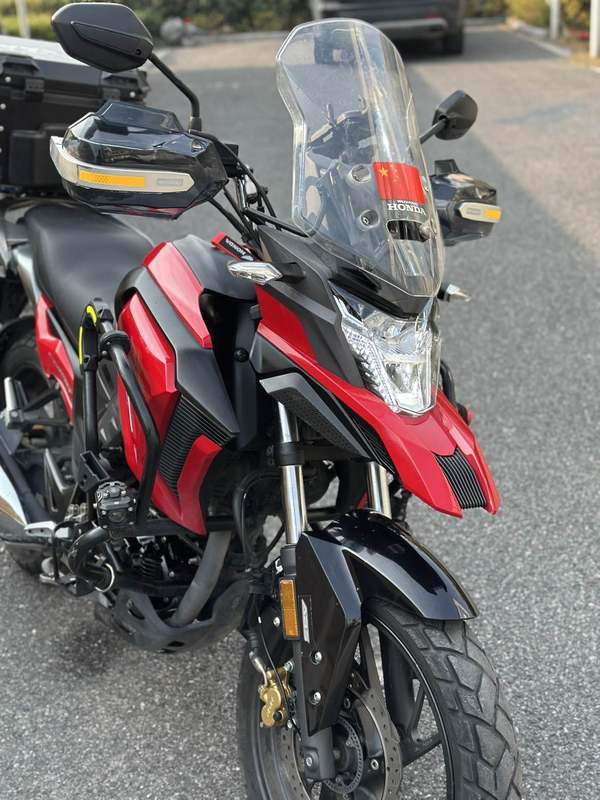 二手五羊本田猛鸷 CB190X