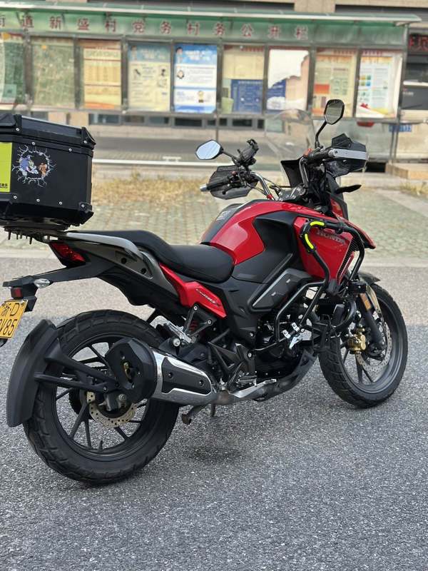二手五羊本田猛鸷 CB190X