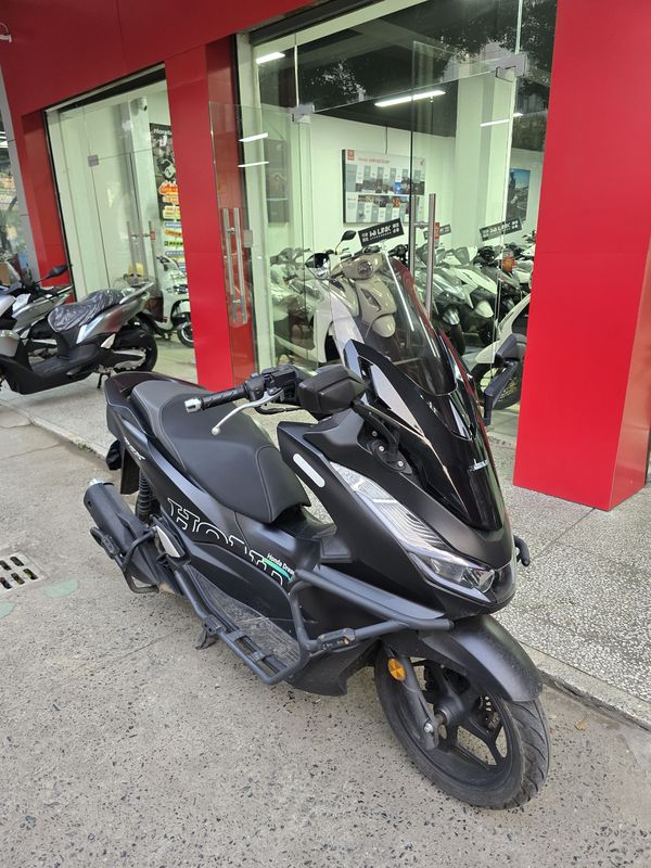 二手五羊本田PCX