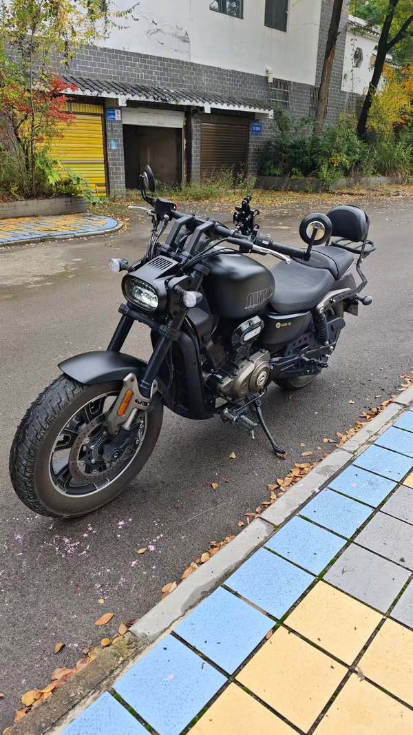 二手QJMOTOR闪350