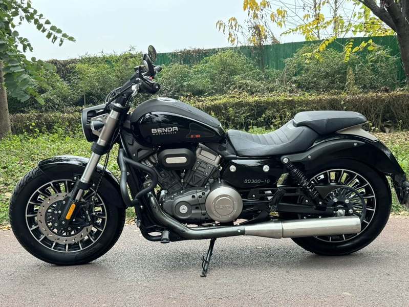 二手奔达Rock300 灰石