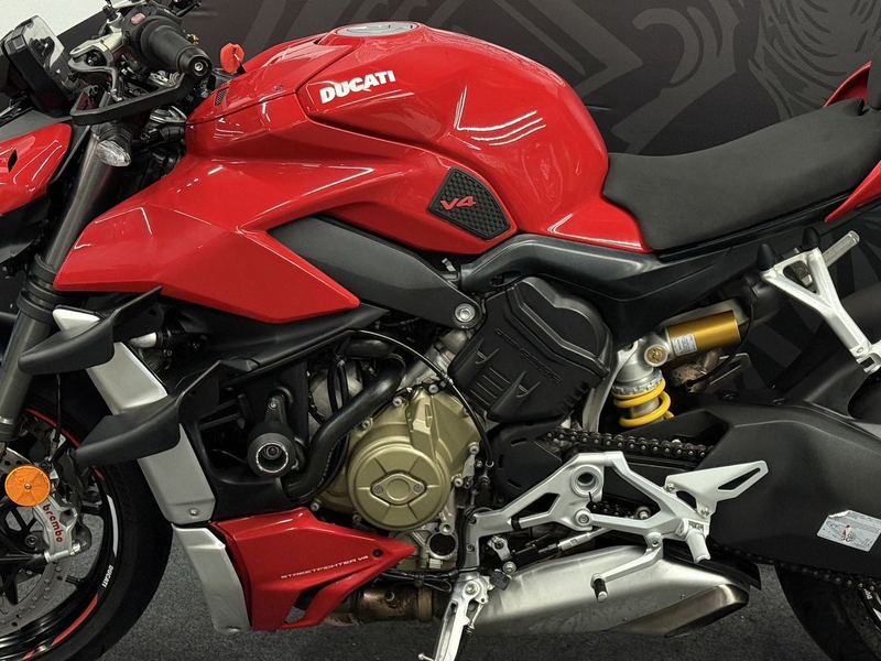 二手杜卡迪Street Fighter V4