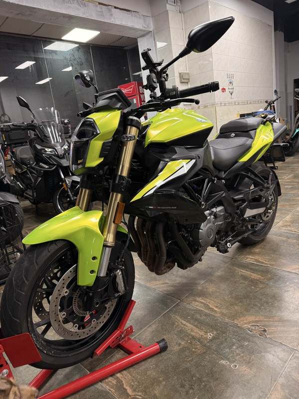 二手贝纳利TNT600i